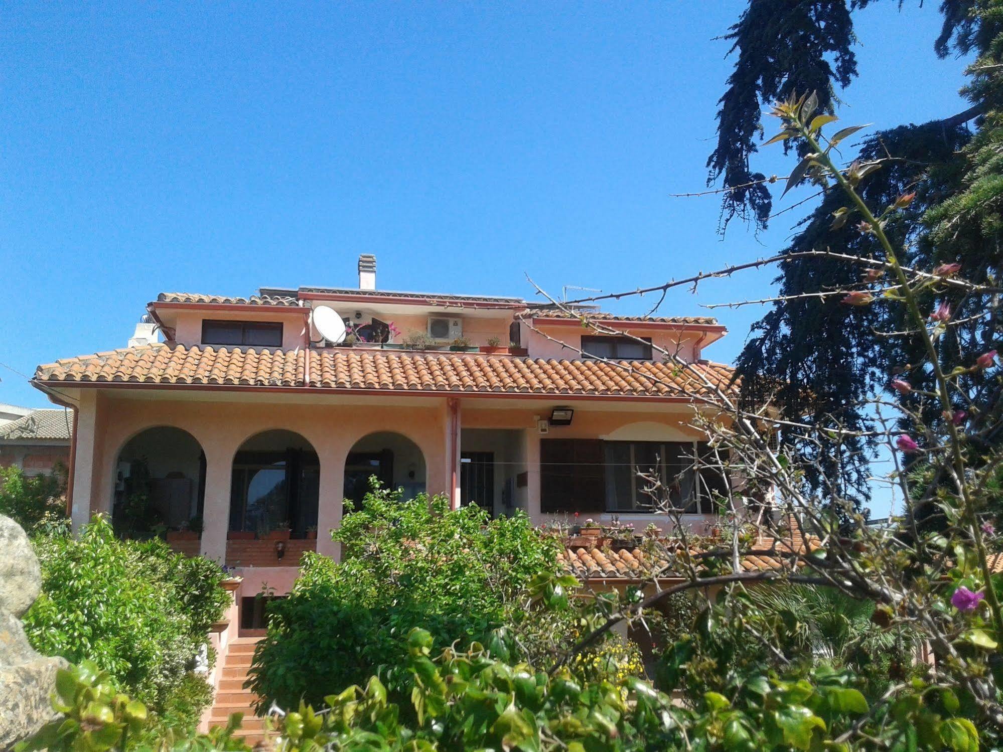 Villa Corrias Siliqua Ngoại thất bức ảnh