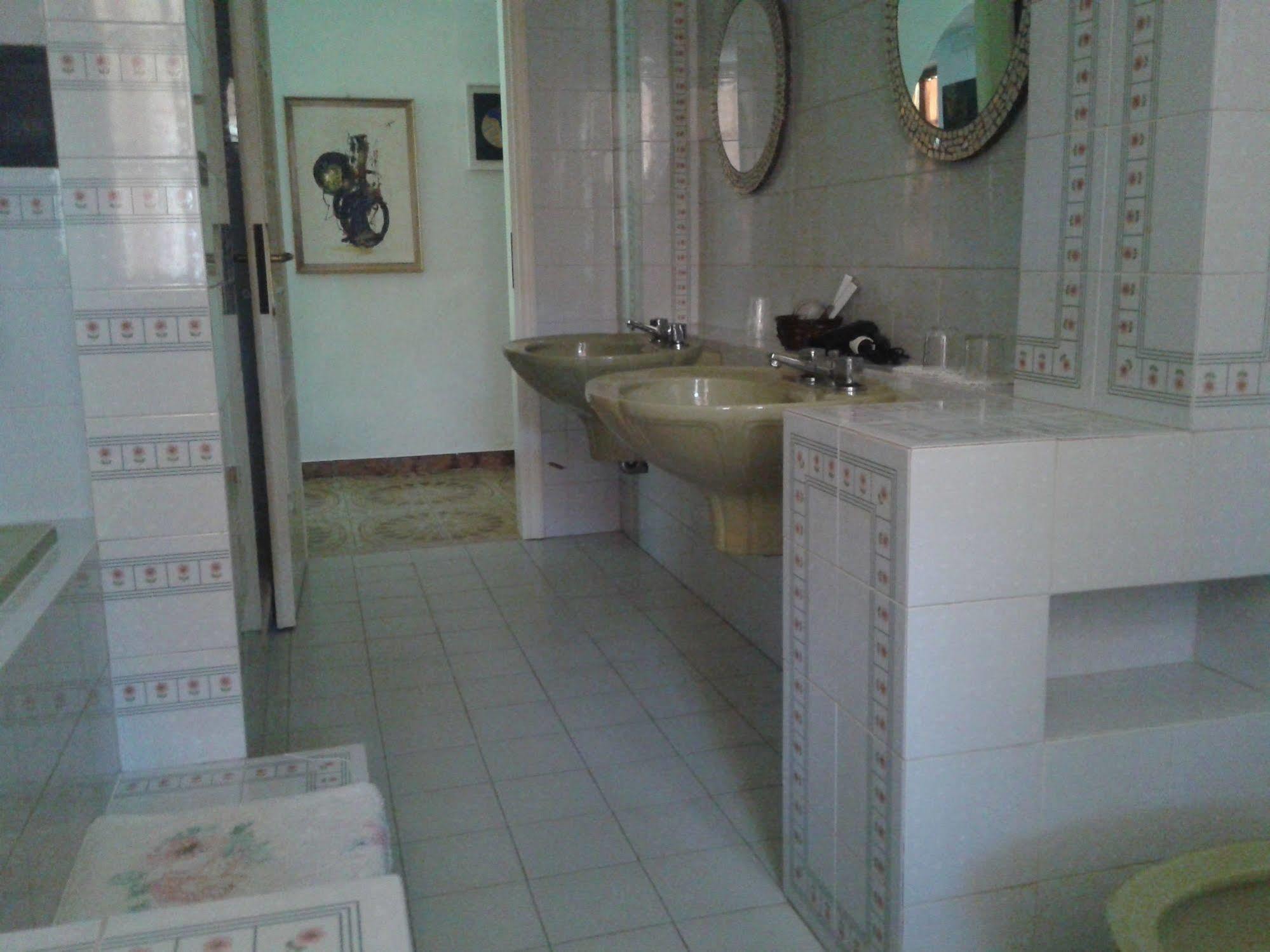 Villa Corrias Siliqua Ngoại thất bức ảnh